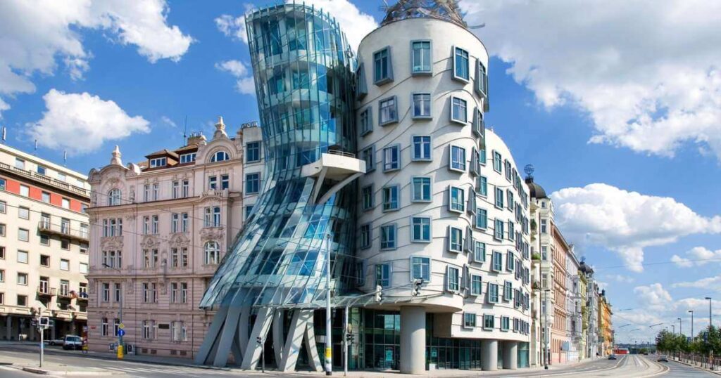 must visit places Dancing House