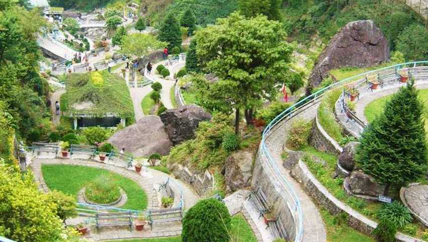 rock garden must visit place in darjeeling